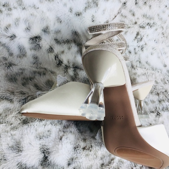 Butterfly Rhinestone & Crystal Pumps - Picture 6 of 9